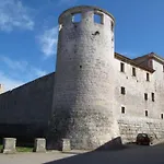 Апартаменты In *