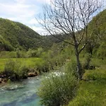 In Апартаменты Макарска