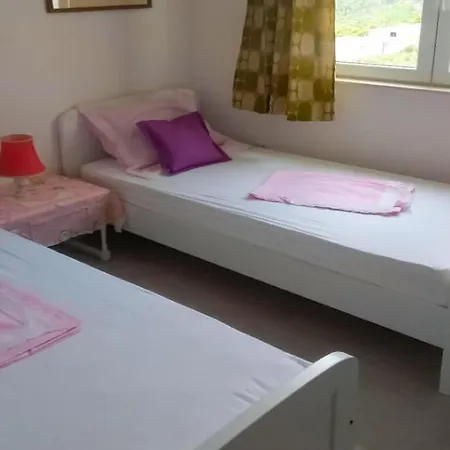 Apartman In *